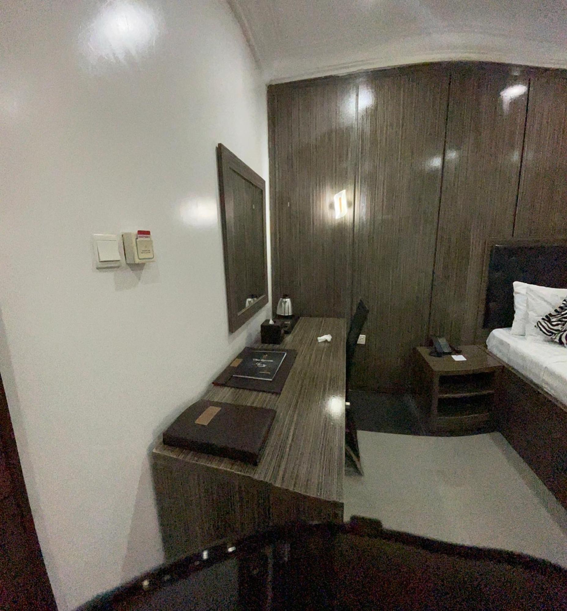 Aa Hotel And Suites Abuja Dış mekan fotoğraf