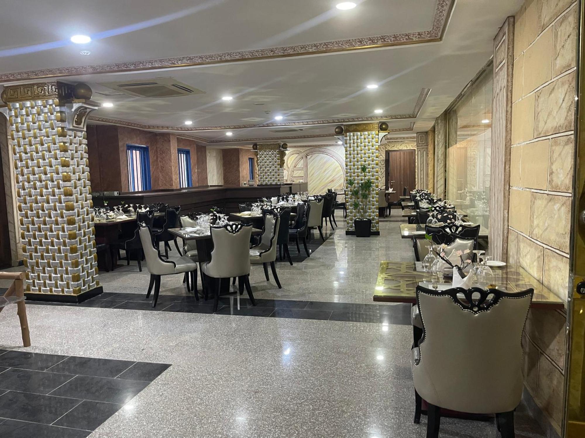 Aa Hotel And Suites Abuja Dış mekan fotoğraf