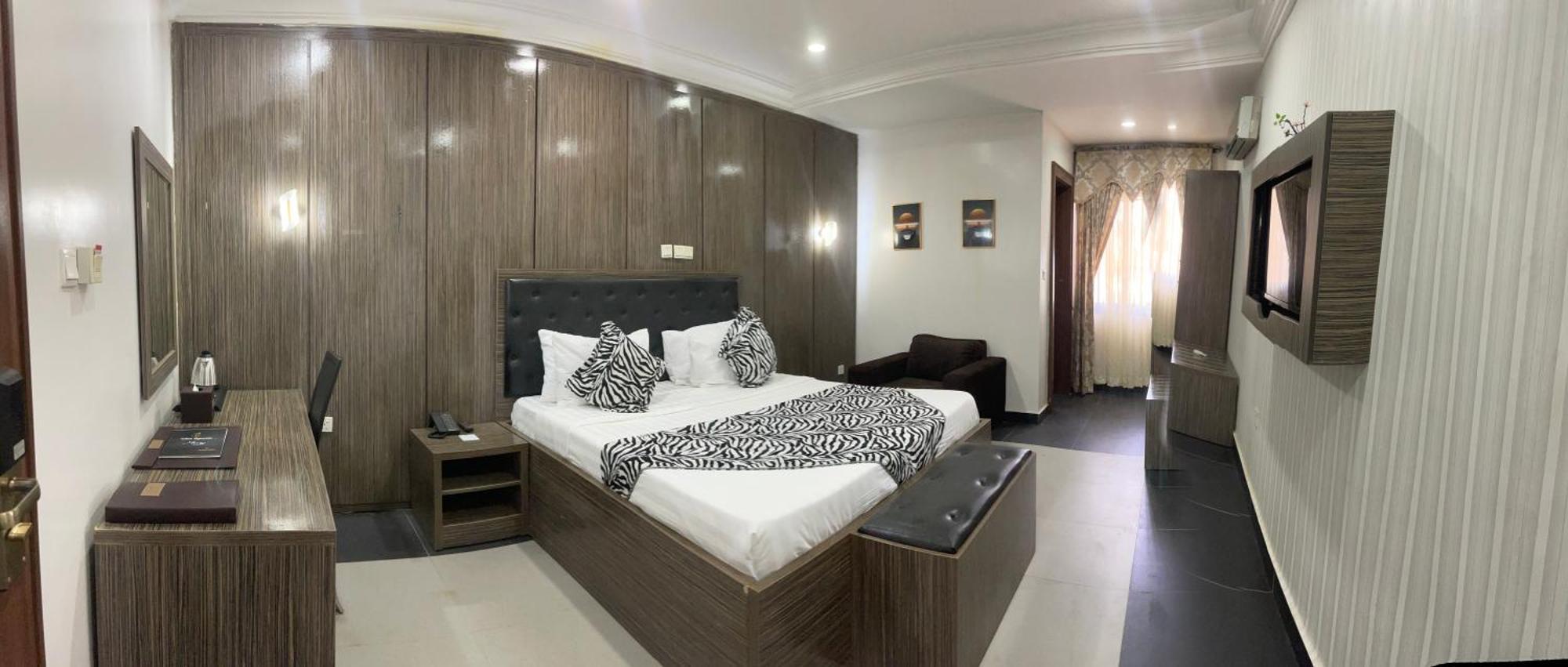 Aa Hotel And Suites Abuja Dış mekan fotoğraf